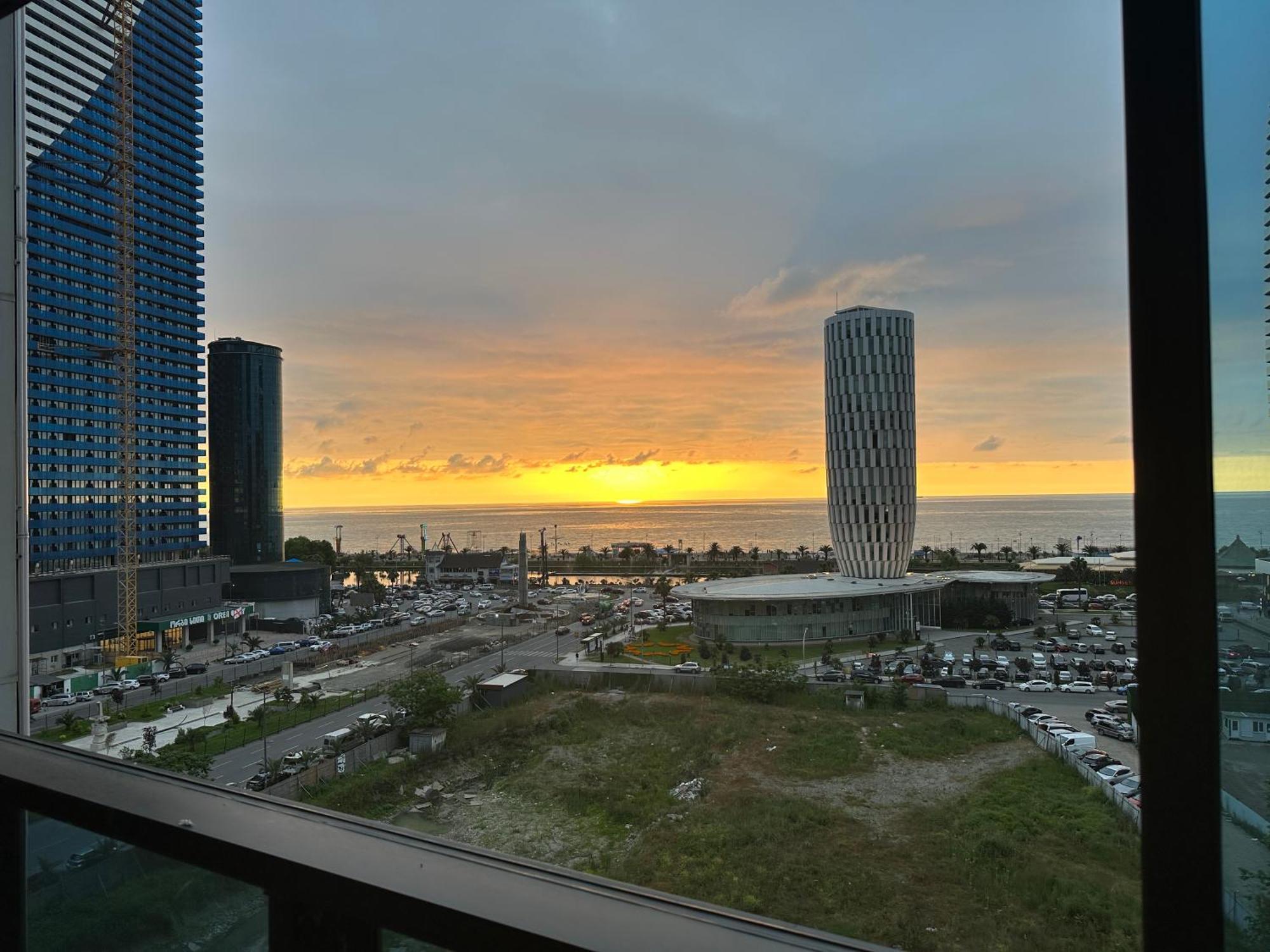 Апартамент У Моря Batumi Kültér fotó